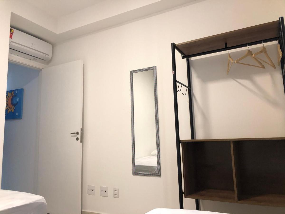 Apto Aconchegante: Beachfront Comfort with BBQ & Daily Cleaning Guaruja Exterior photo