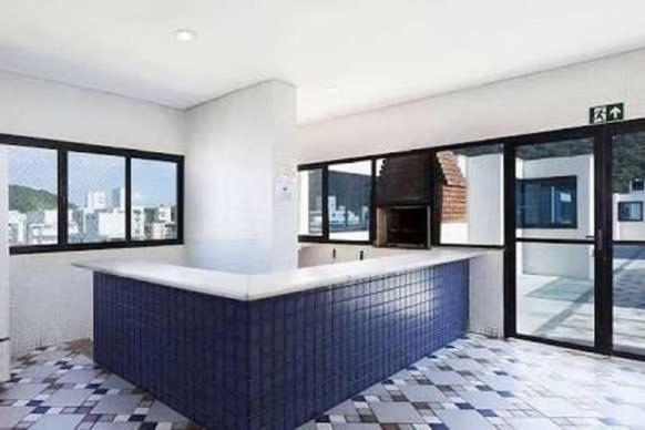 Apto Aconchegante: Beachfront Comfort with BBQ & Daily Cleaning Guaruja Exterior photo