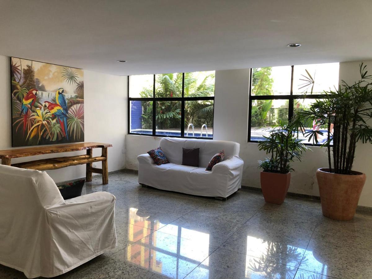 Apto Aconchegante: Beachfront Comfort with BBQ & Daily Cleaning Guaruja Exterior photo
