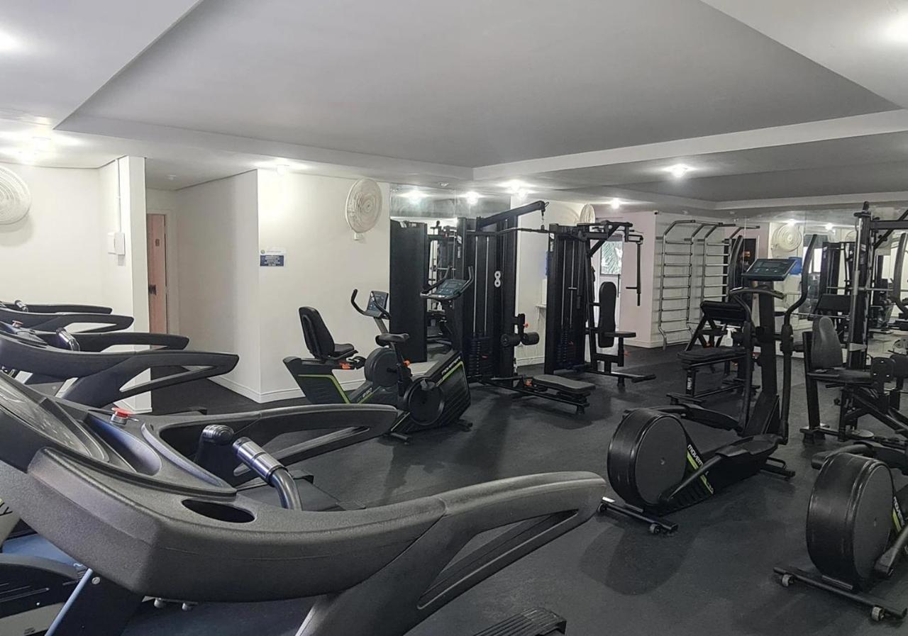 Apto Aconchegante: Beachfront Comfort with BBQ & Daily Cleaning Guaruja Exterior photo